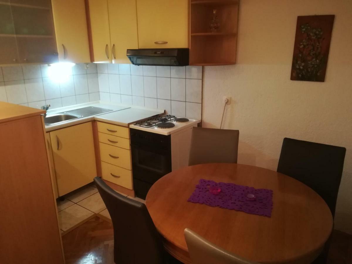 Apartman Lidija ลิฟโน ภายนอก รูปภาพ
