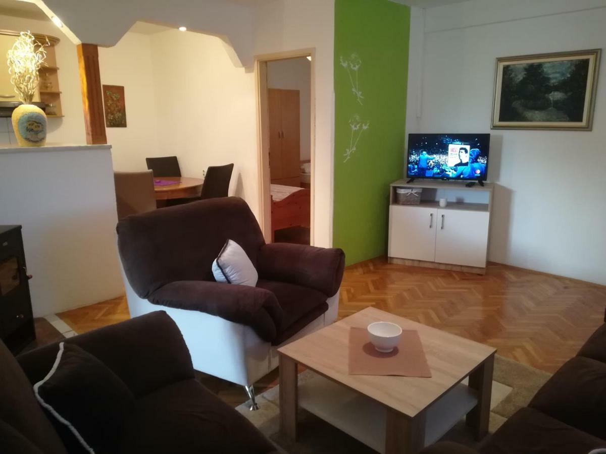 Apartman Lidija ลิฟโน ภายนอก รูปภาพ